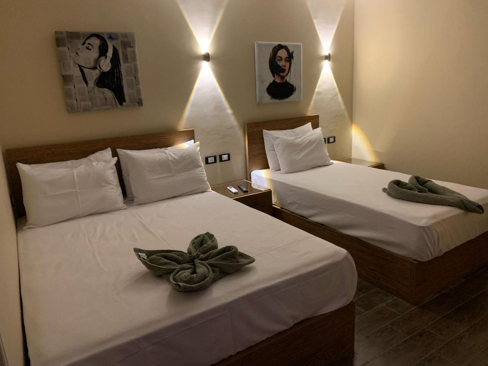 Heaven Hostel ไคโร ภายนอก รูปภาพ