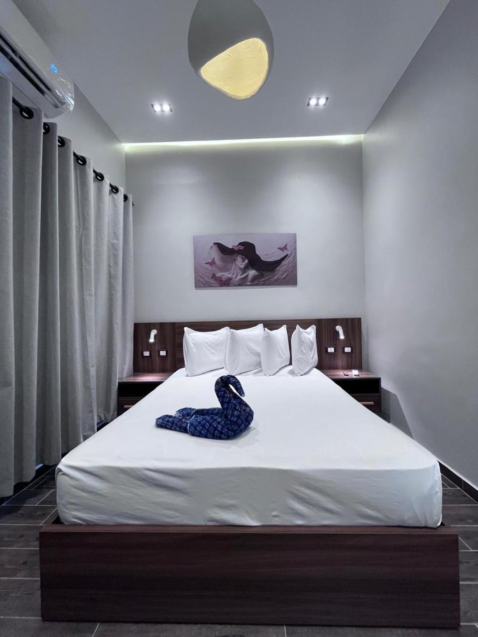 Heaven Hostel ไคโร ภายนอก รูปภาพ