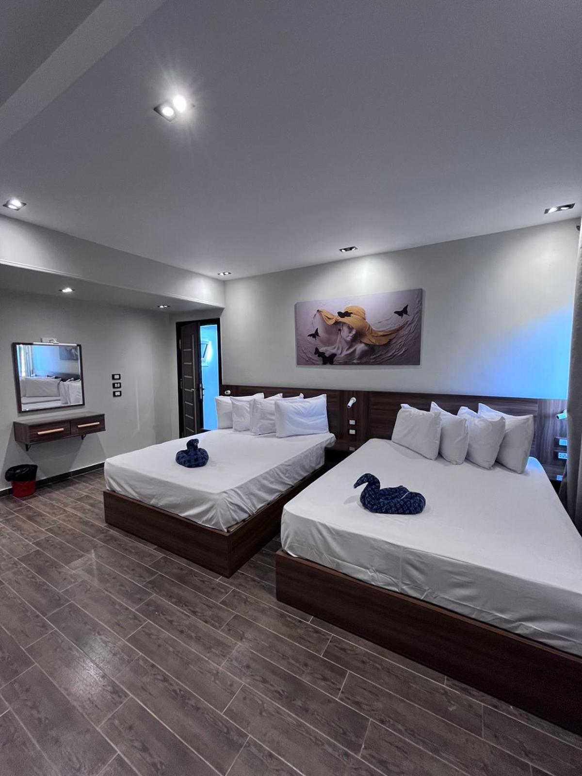 Heaven Hostel ไคโร ภายนอก รูปภาพ